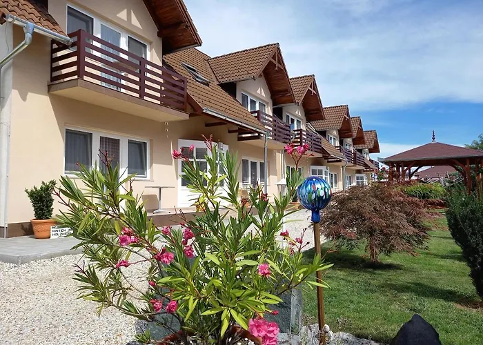 Petrovics Apartmanhaz 1 Lägenhet Bük