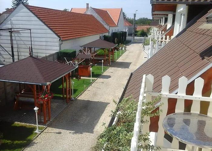 Petrovics Apartmanhaz 1 Lägenhet