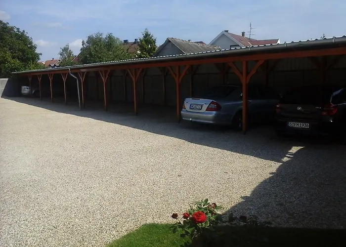 Petrovics Apartmanhaz 1